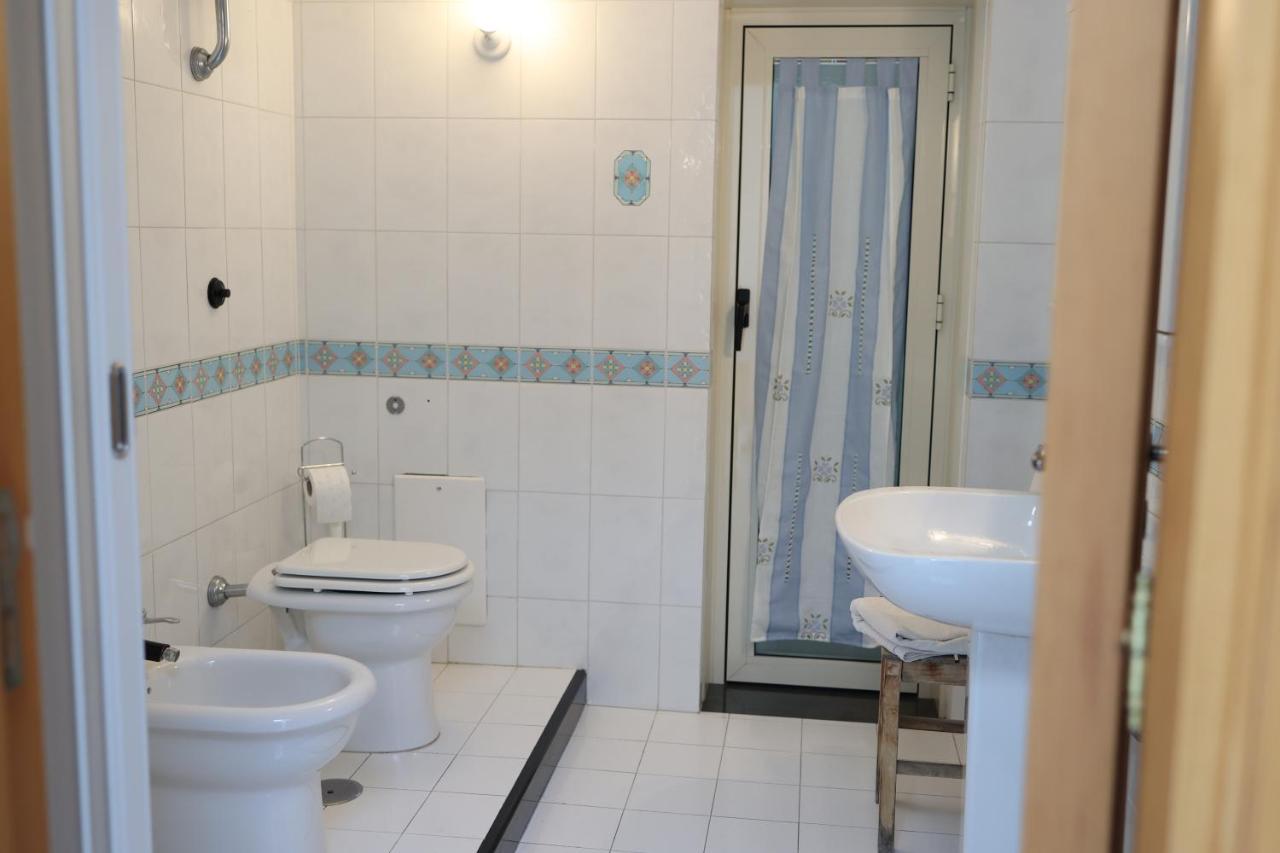 B&B Privileged Pollena Trocchia Eksteriør billede